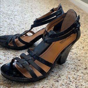 Kenneth Cole Women’s sandals